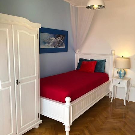 Apartment Betty Malinska Εξωτερικό φωτογραφία