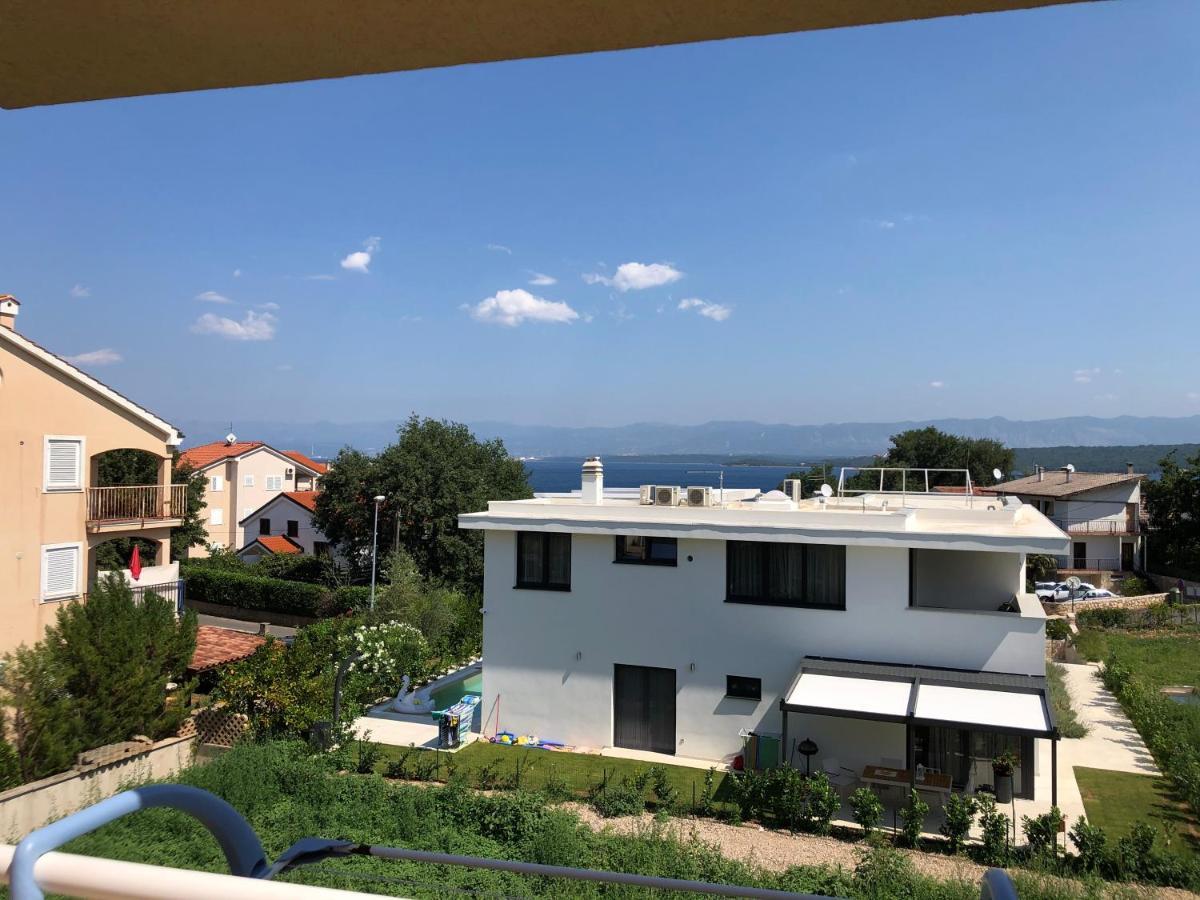 Apartment Betty Malinska Εξωτερικό φωτογραφία