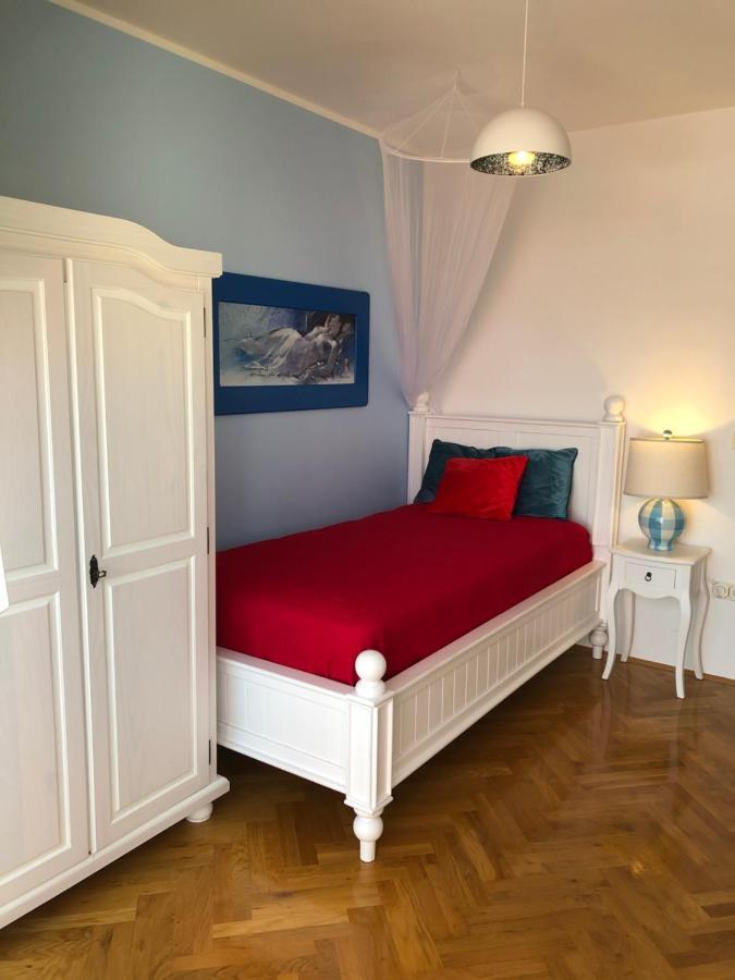 Apartment Betty Malinska Εξωτερικό φωτογραφία