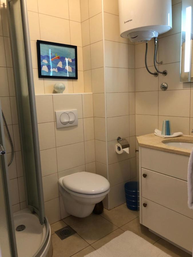 Apartment Betty Malinska Εξωτερικό φωτογραφία